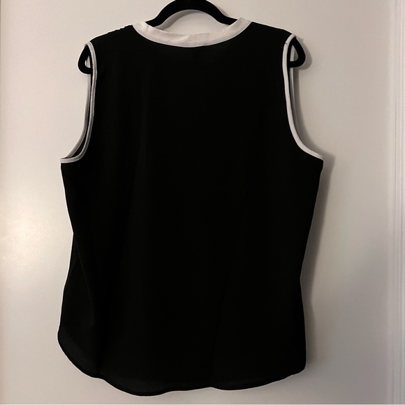 NWT~Spense~Blouse~Size XL-Sleeveless~Black with White Trim - Picture 7 of 12